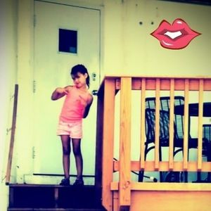 Meet your Posher, Stacy